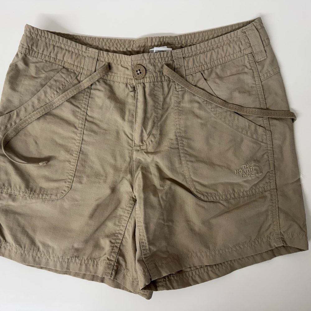 The North Face Women's Khaki Cargo Shorts